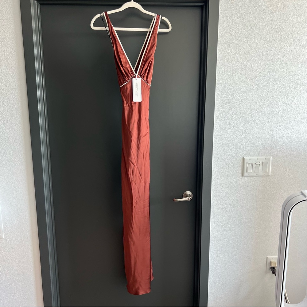 Shona Joy Belkis Contrast Plunged Cross Back Maxi Dress Size 4 NEW! With tags! - Picture 3 of 16